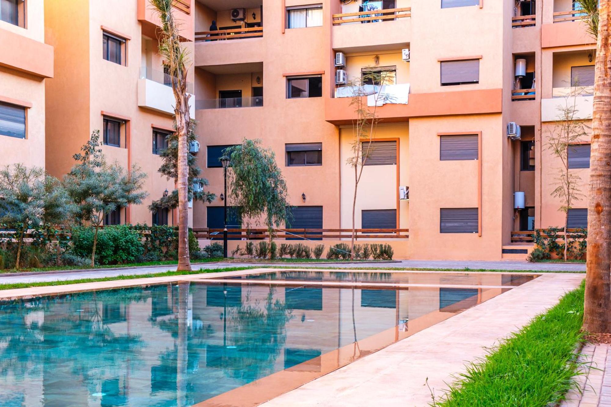 Modern Pres M-avenue With Balcony, Pool & Parking Appartement